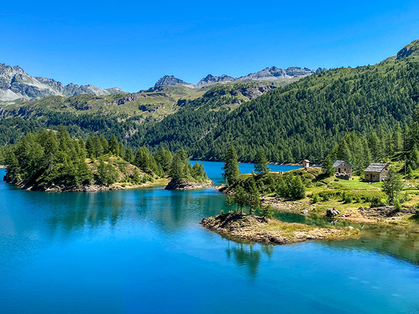 Trekking alpino sulle Alpi Devero
